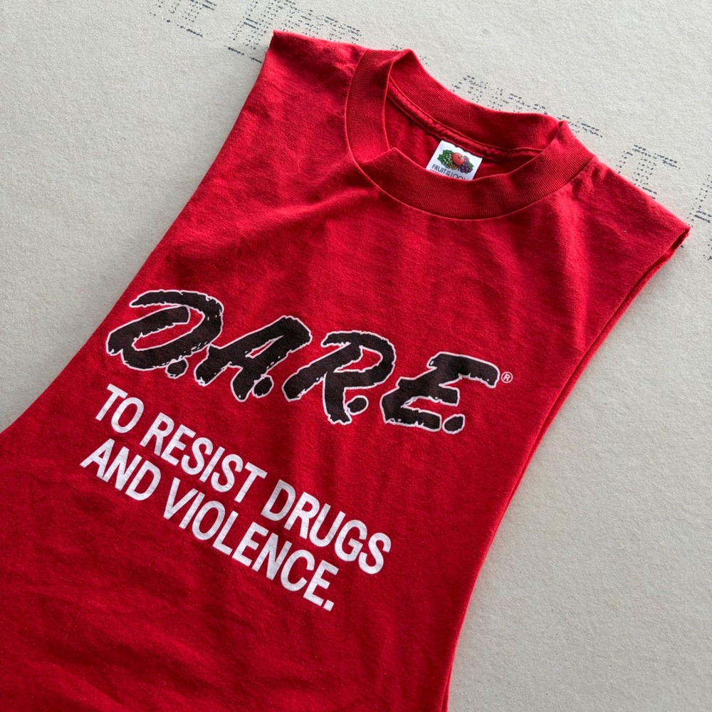 Vintage 90s D.A.R.E. Fruit of the Loom Muscle T-shirt
